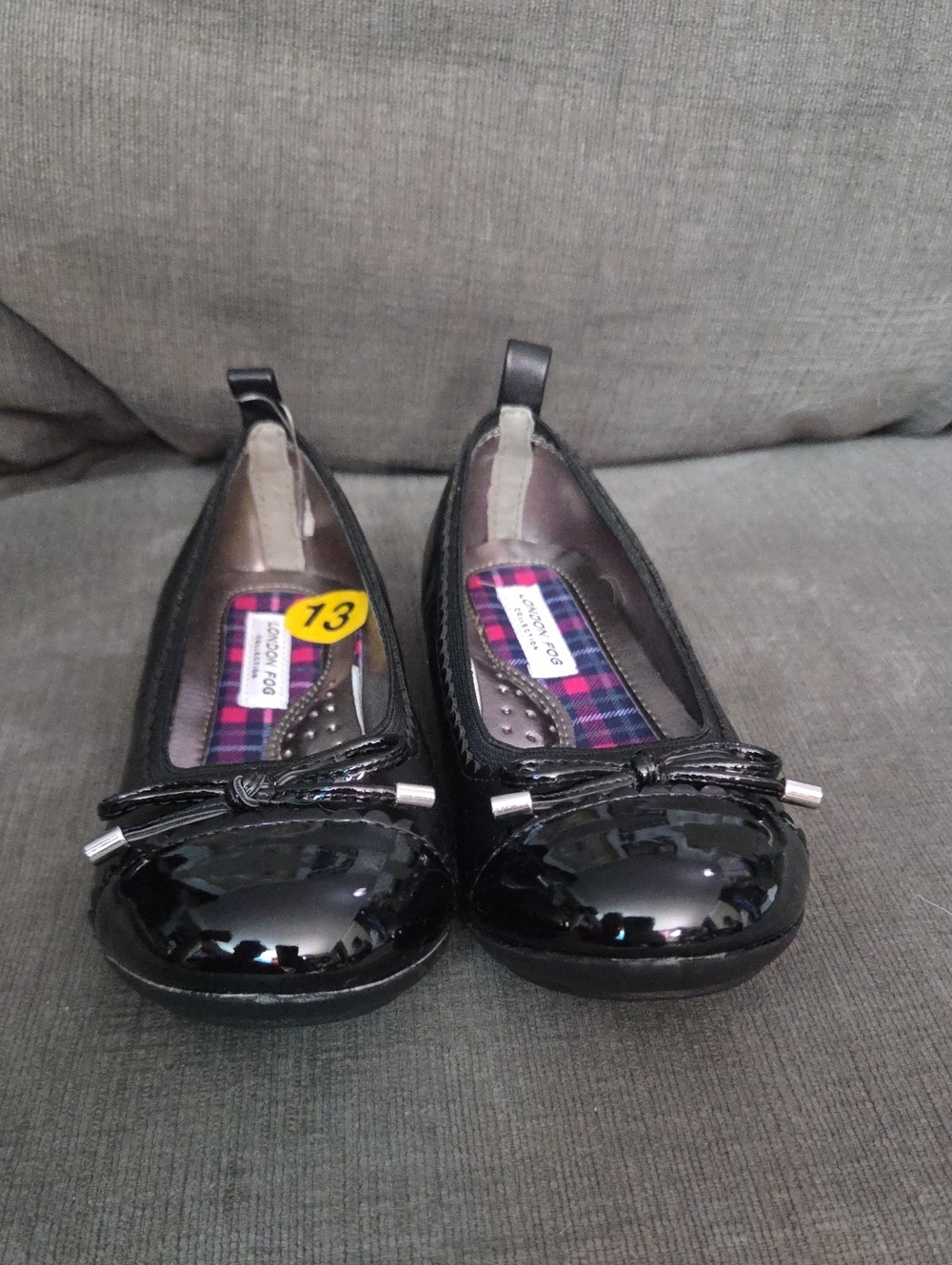 London Fog Black Patent Ballet Flats